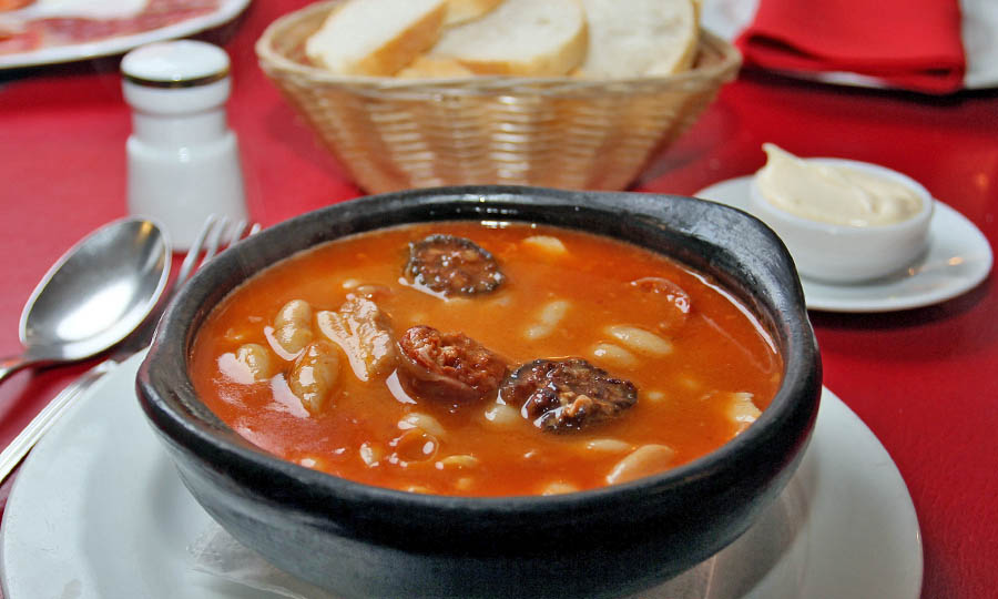 Alubias espaolas con chorizo - La Bodeguilla de Cristbal