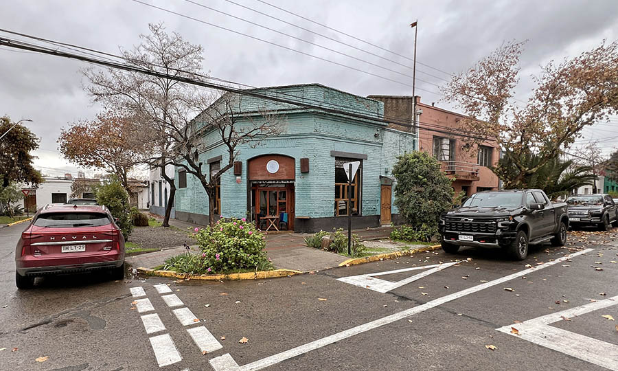 Fachada de Marina Mar de Tapas en Barrio Italia