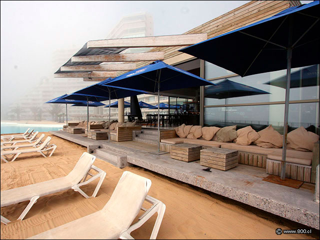 Terraza poniente del restaurante Baha Sur en San Alfonso del Mar - Baha Sur (San Alfonso del Mar)