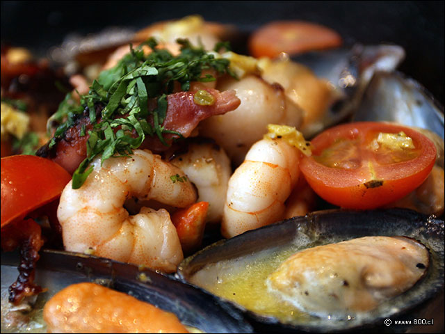 Parrilla de Mariscos - Cvico - La Moneda