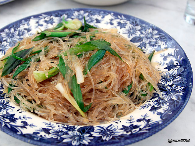 Noodles de acompaamiento - Palacio Danubio Azul (PDA)