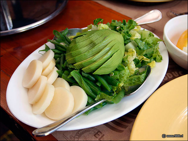 Ensalada del huerto: palmito, palta lechuga