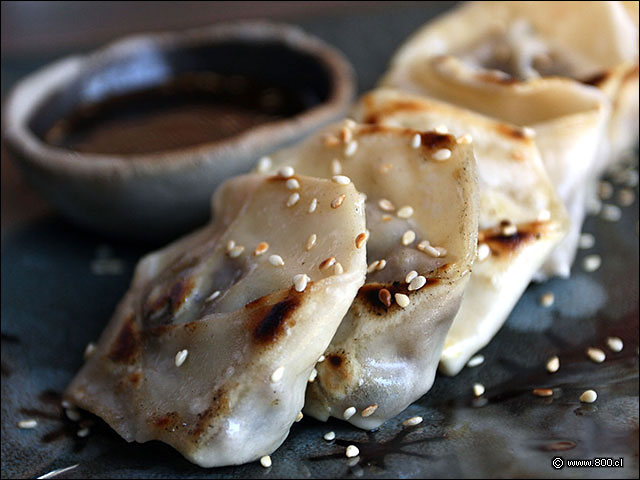 Glosas de cochayuyo y mango selladas a la plancha - Naoki Vitacura