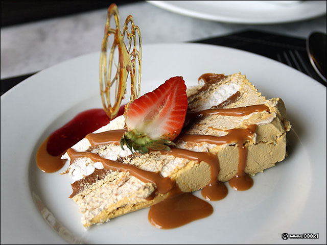 Torta de Merengue l�cuma y manjar - All in One