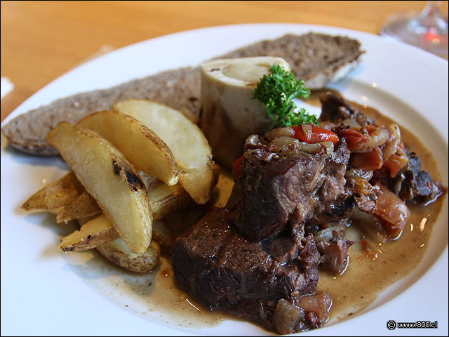 M�dula y Ossobuco asado a la olla - Le Fournil (Manuel Montt)