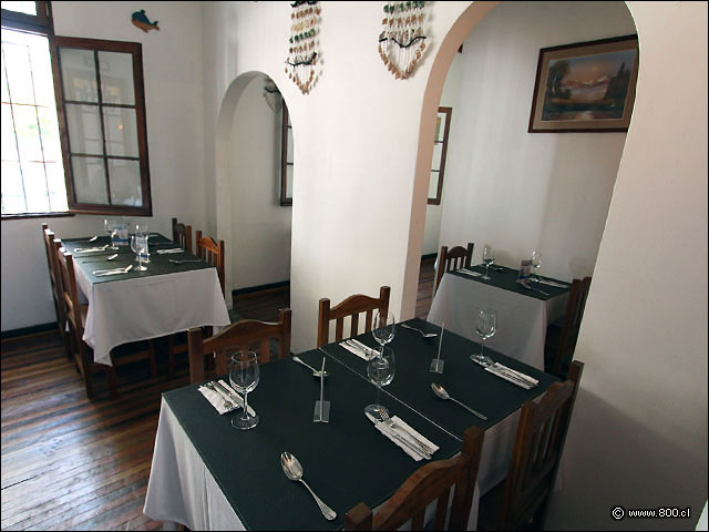 Mesas en comedor norte