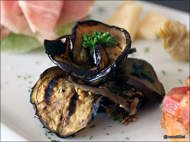 Berenjenas grilladas - La Fabbrica - Plaza Egaa