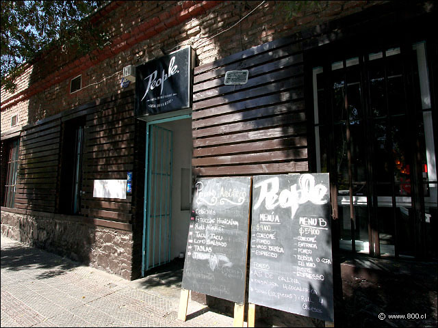 Fachada de People Social Restaurant