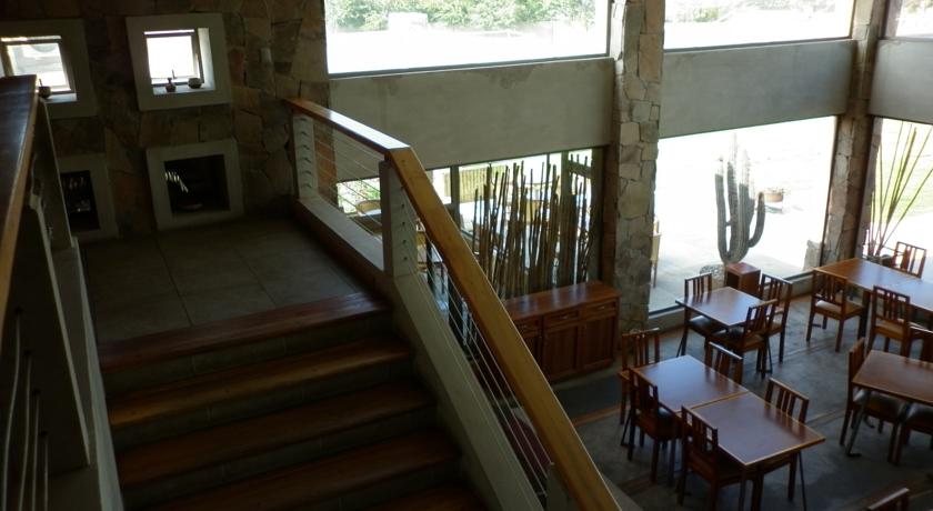 Escaleras  - Hotel Limar (Valle del Limar)