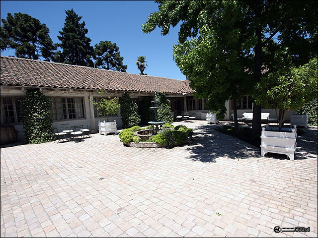 Patio central de la casona - Bodega Via Casa Silva (Valle de Colchagua)