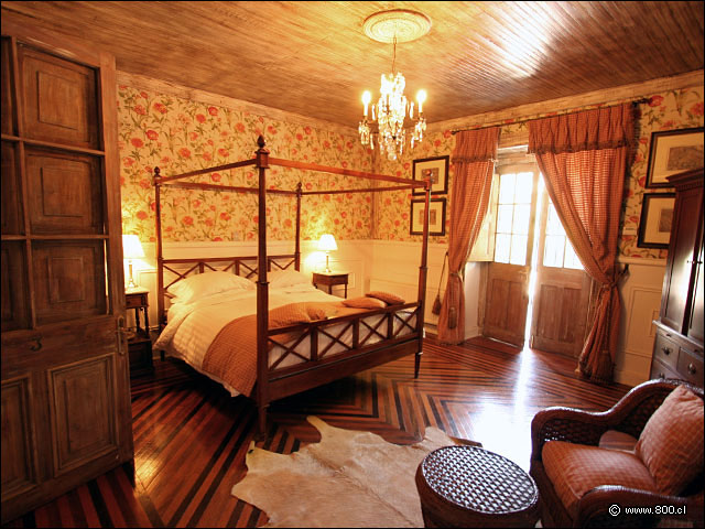 Habitacin con cama matrimonial - Hotel Casa Silva (San Fernando)