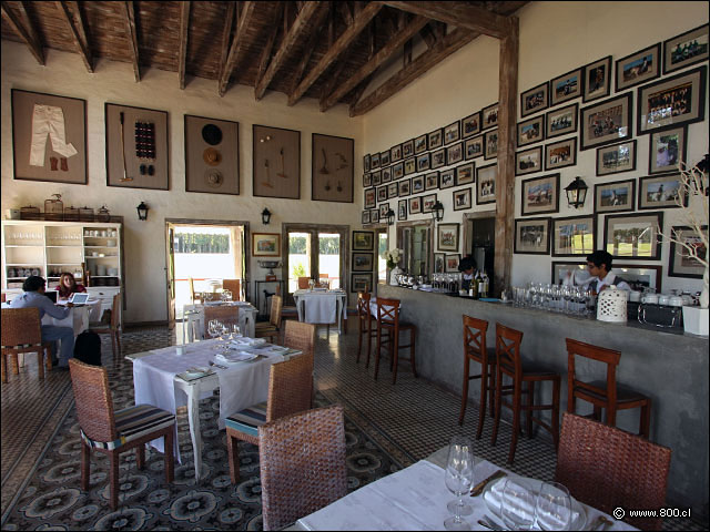 Barra y parte del saln - Restaurante Casa Silva (San Fernando)