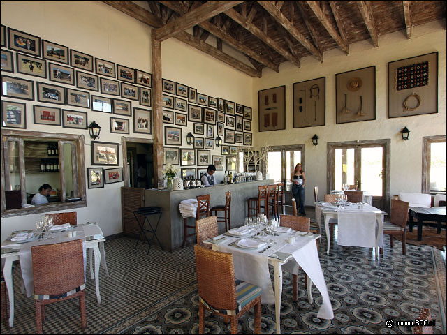 Otra vista del saln - Restaurante Casa Silva (San Fernando)