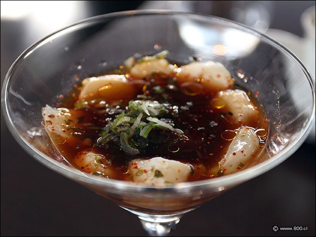 Californian Scallop Shoot, lminas de ostiones marinados en salsa especial del chef - Ichiban