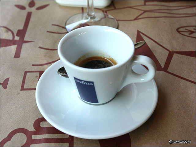 Caf espresso Lavazza  - Dans - Coln