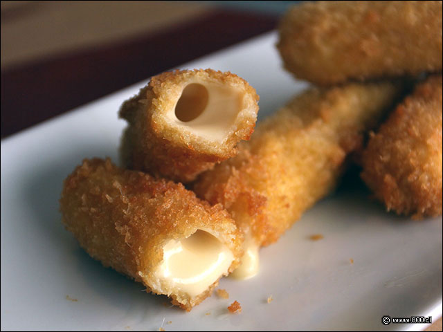 Los crocante sy cremosos Mozzarella Sticks de Mogambo - Mogambo