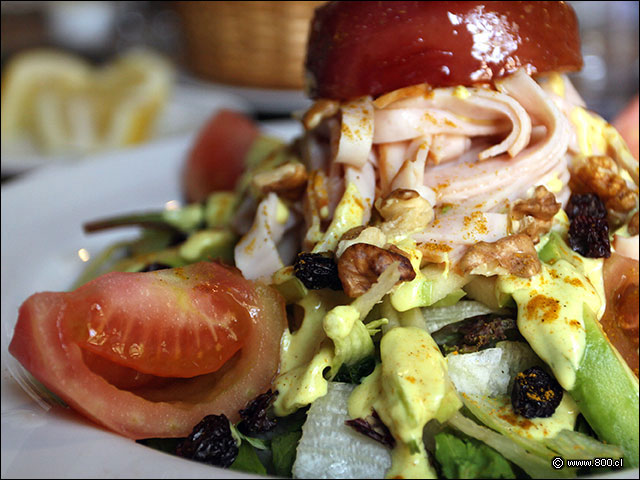 Ensalada de pavo con palta - Le Fournil - Lastarria