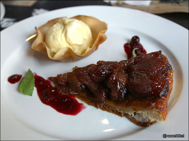 Tarta Tatin con helado