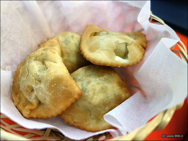 Empanaditas de prieta - Divertimento Chileno