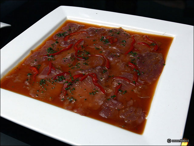 Tiradito de at�n estilo nikkei - La Costanera