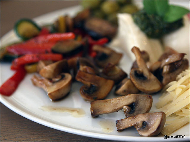 Plato de Antipasto en Vapiano - Vapiano - Mall Parque Arauco