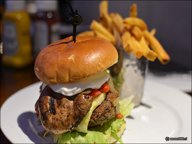 Veggie Leggie Burguer - Hard Rock Caf Santiago (Mall Costanera Center)