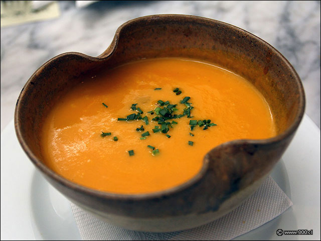 Sopa de zapallo y choritos - Le Flaubert