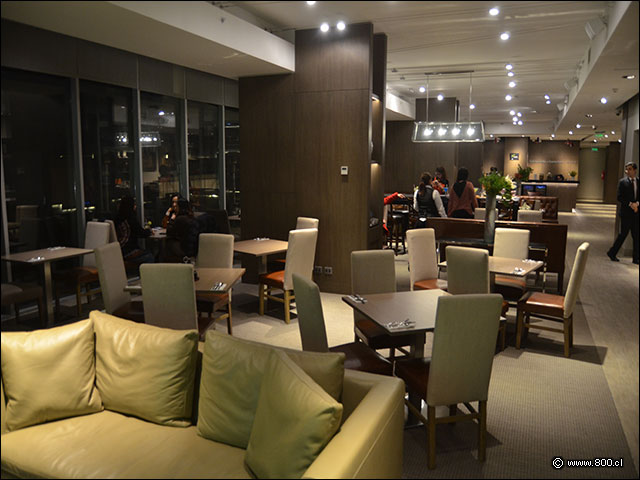 Lugar - Lobby Bar (Hampton Rancagua Hotel)