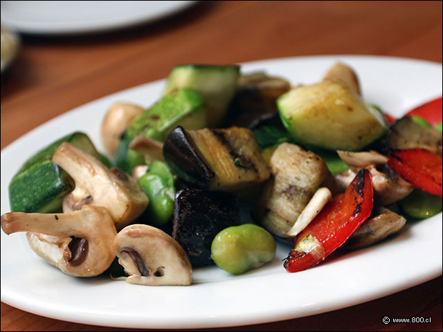 Verduras grilladas de acompaamiento