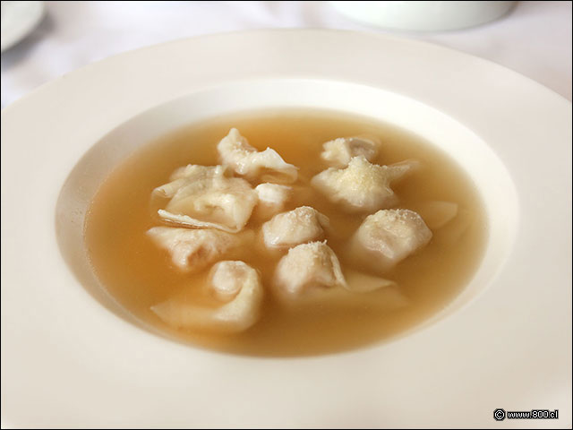 Tortellinini Brodo, pasta en caldo de carne - La Divina Comida