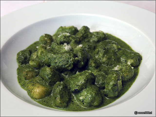 oquis en salsa de pesto - La Divina Comida