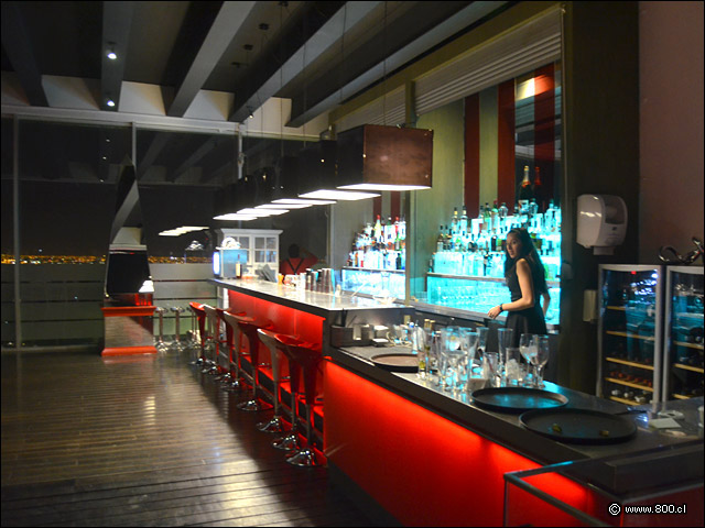 Fotos del Bar de Hotel Red2One del W Santiago