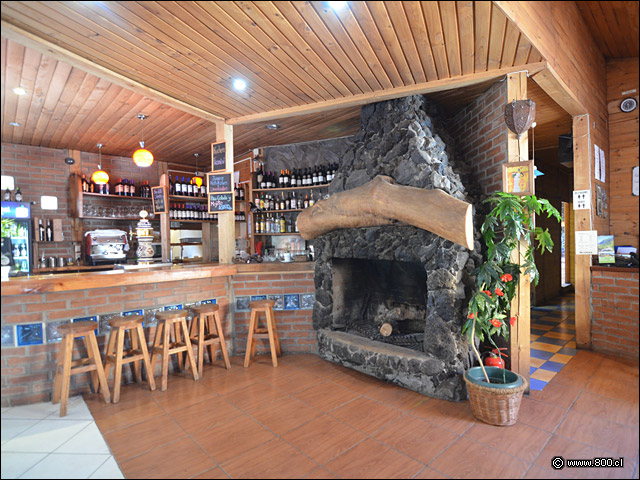 La acogedora barra de Chilin - Chil�in Hostel