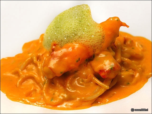 Espagueti con centolla a la huancaina