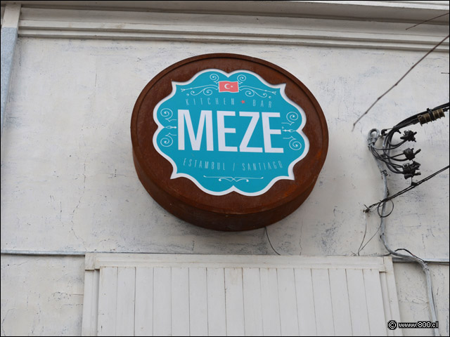 Logo en Meze - Meze