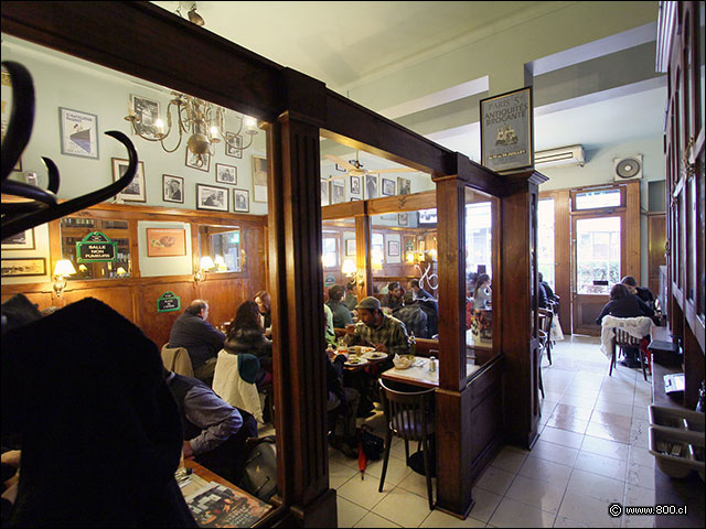 El afrancesado saln interior del Normandie en Providencia - Normandie Restaurant