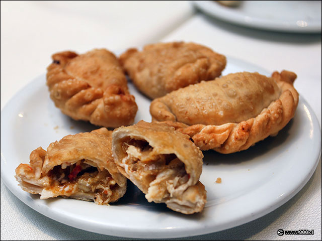 Empanaditas de cortesa o entrantes - Don Carlos - Isidora