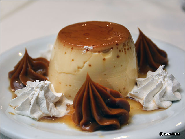 Flan de Dulce de Leche