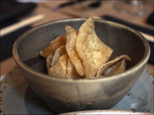 Hojuelas de wantn fritas de cortesa - Piso Uno