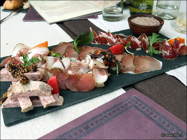 Plato de charcuter�a hecha en casa - La Misi�n