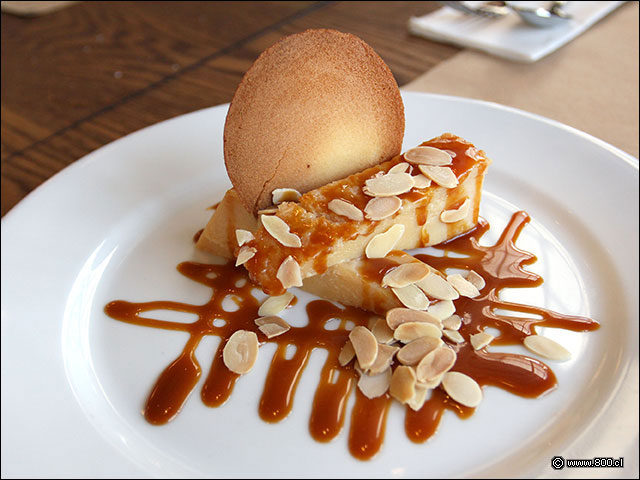 Una verdaderaa caluga este postre de leche y almendras en Marg Parque Arauco - Marg - Parque Arauco