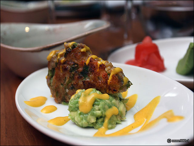 Appetizzer de croqueta de atn con trtaro e palta - Shinsei - Renaissance