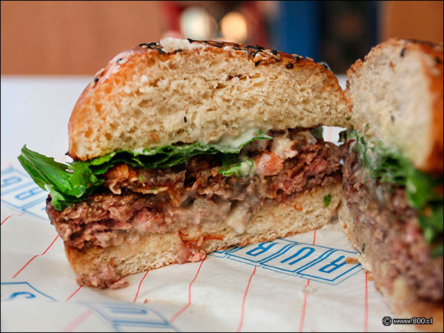 As� se ve por dentro la hamburguesa Bleu de Burgs - Burgs