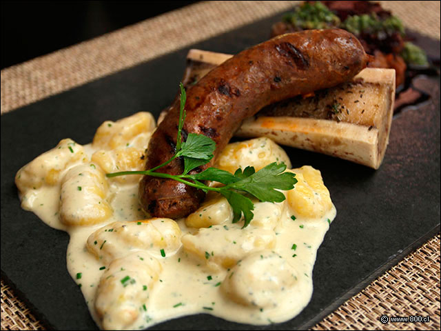 Elegante decostruccin del osobucco en este plato - Zafferano (Hotel Solace)