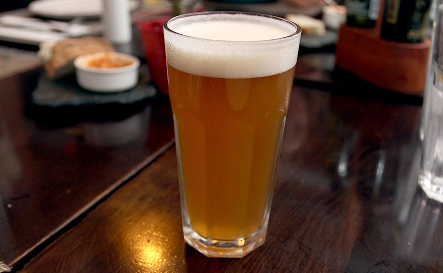 Shop de Cerveza Quebrada Pale Ale - Mulato Restaurant