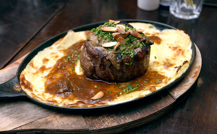 Filete de Vacuno con Mil Hojas de Papas - Mulato Restaurant