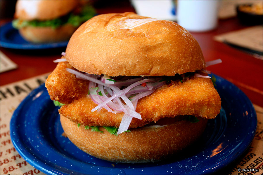 Milanesa de Pescado - Barra Chalaca (Costanera Center)