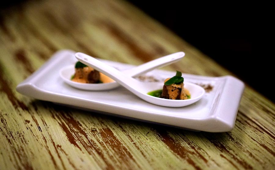 Aperitivo: Terrina de cola de buey - Oxalis Cocina (Puerto Varas)