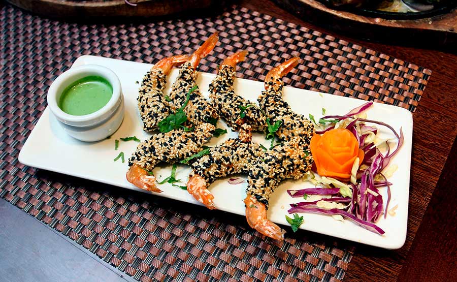 Jheenga Til Tikka, camarones en ssamo