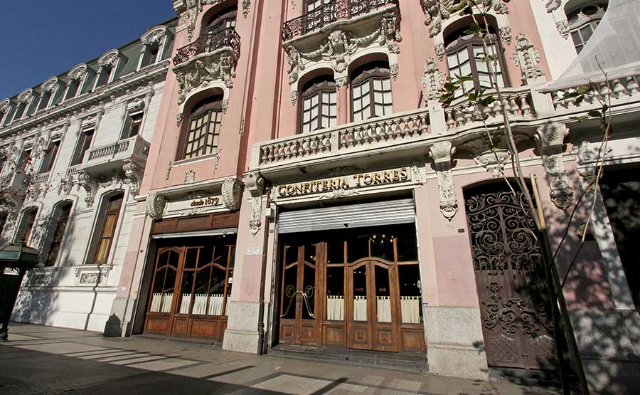 Fotos de la clsica Confitera Torres en la Alameda